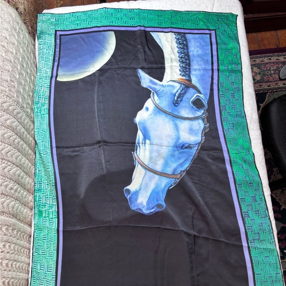 Linda Luster Horse Head Silk Scarf Wrap 2012 24x71 inches 100% Silk Equestrian - Picture 3 of 9